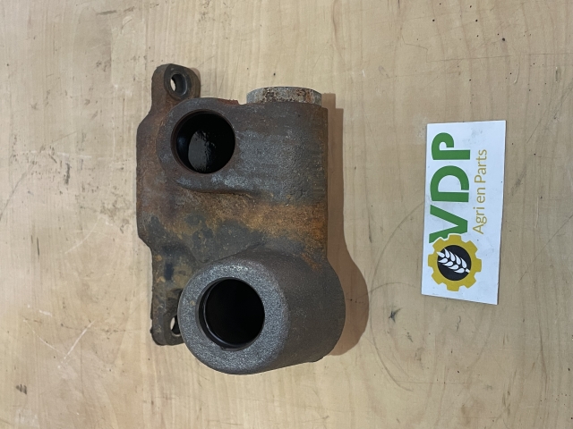 Bypassklephuis oliekoeler/ Oil cooler bypass valve housing
