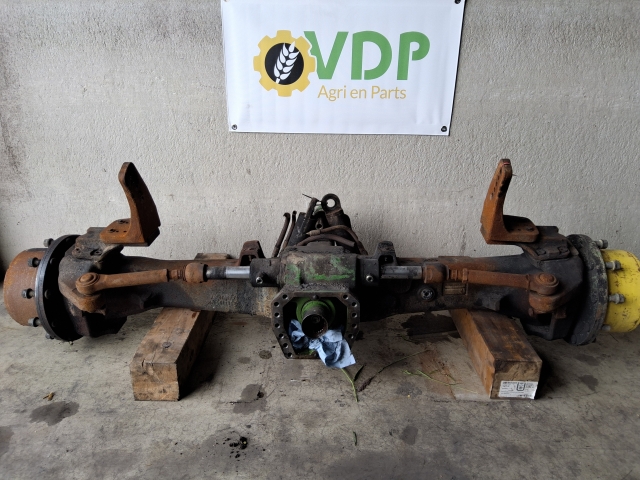 Vooras John Deere 6630