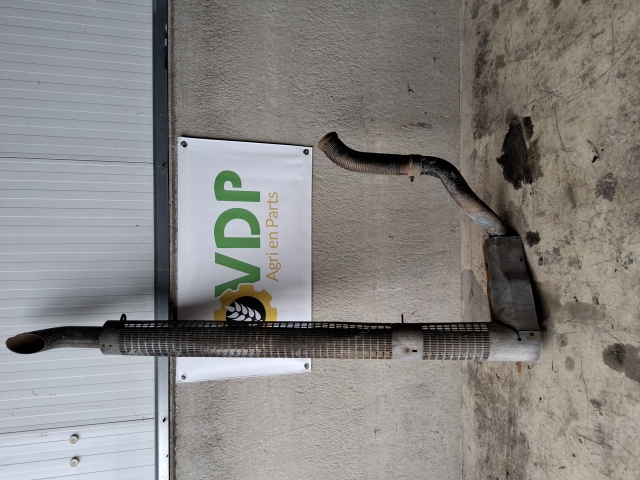 Uitlaat John Deere 6230