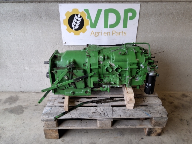John Deere 7710 Powerquad / versnellingsbak / gearbox