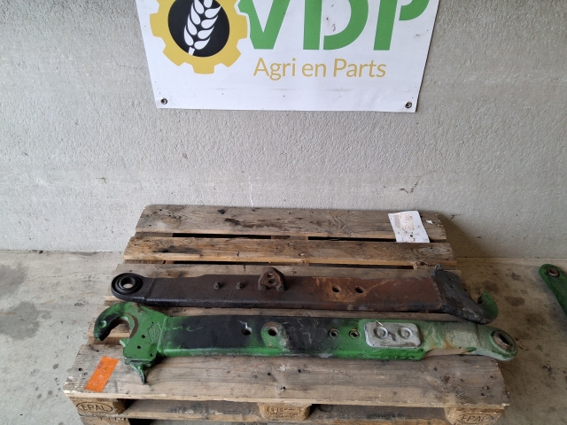 John Deere 6195R Hef / Hitch